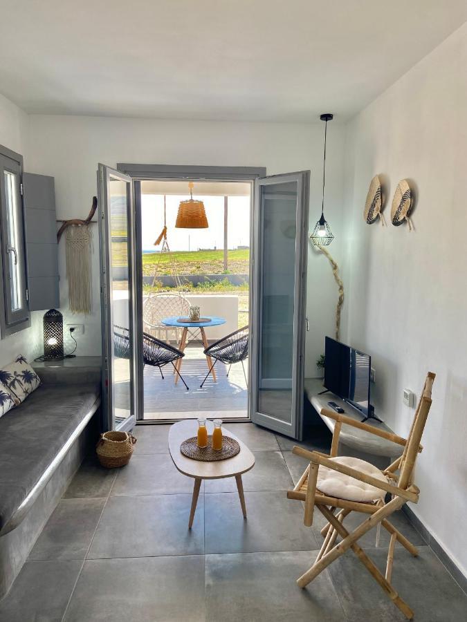 Aeron Suites Éxo Goniá Esterno foto